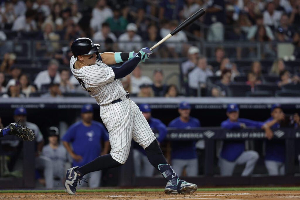 Yankees’ Aaron Judge becomes quickest player to hit 300 career home runs